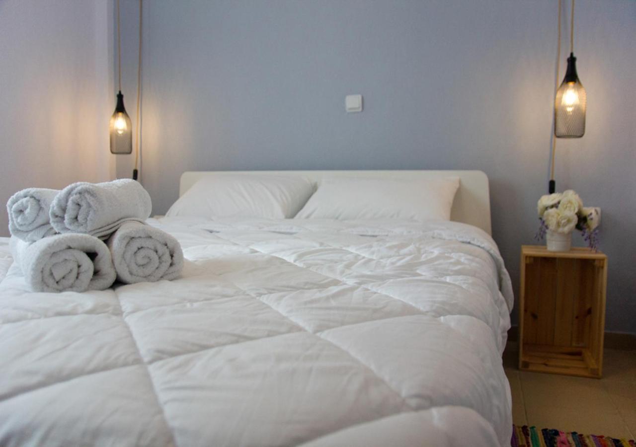 Beachfront Stylish Maisonette In 伊里斯斯 外观 照片